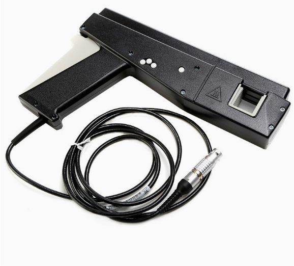 TCP312A 性能優(yōu)異的 AC/DC 電流探頭